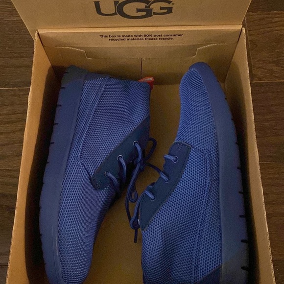 NEW Ugg K Canoe Hyperwave, boys size 2 - Picture 2 of 5